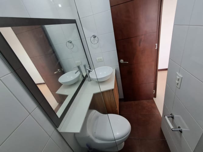 Apartamento de 3 alcobas en arriendo en Los Balsos, Medellín, 116 m² · foto 14 de 21