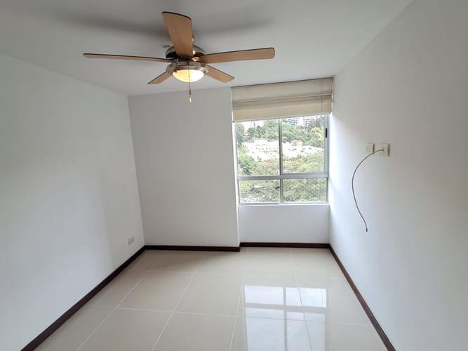 Apartamento de 3 alcobas en arriendo en Los Balsos, Medellín, 116 m² · foto 16 de 21