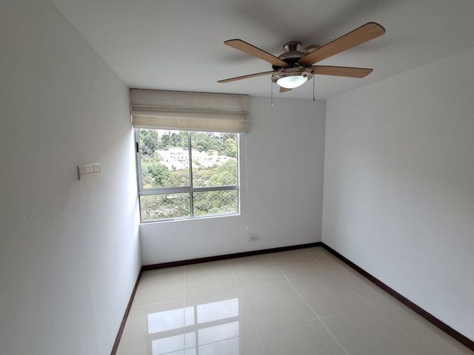 Apartamento de 3 alcobas en arriendo en Los Balsos, Medellín, 116 m² · foto 18 de 21