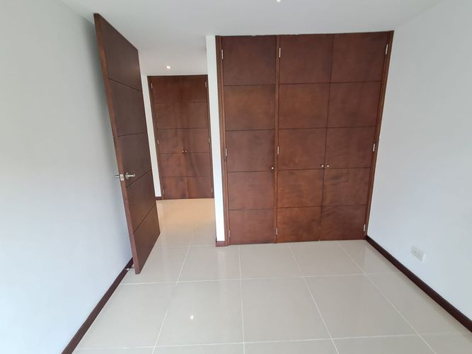 Apartamento de 3 alcobas en arriendo en Los Balsos, Medellín, 116 m² · foto 19 de 21