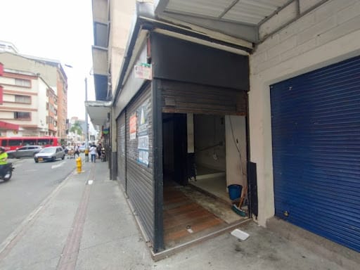 Local en arriendo en Estacion Villa, Medellín, 22 m² · foto 8 de 8