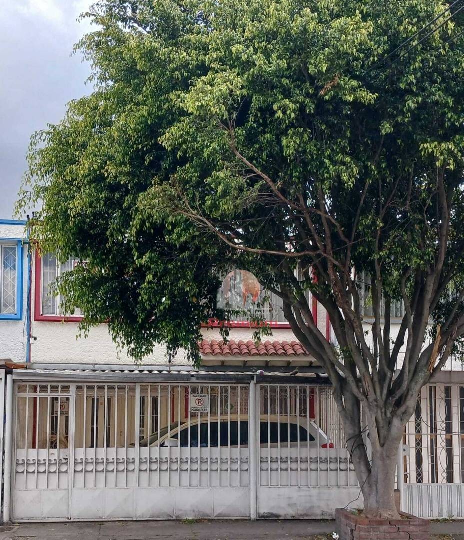 Casa en venta en Normandia, Bogotá · foto 19 de 20