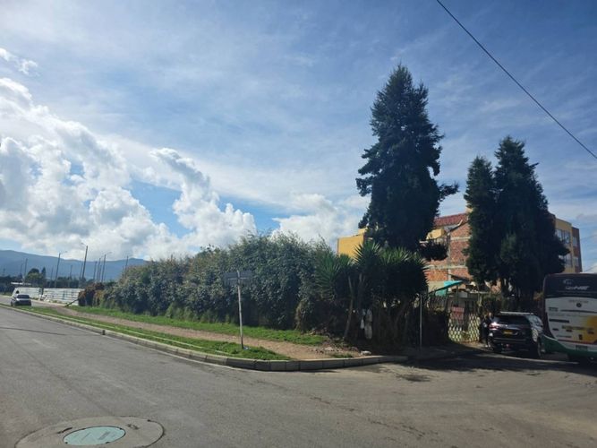 Lote en venta en Capellania, Cajicá, 1500 m² · foto 4 de 9