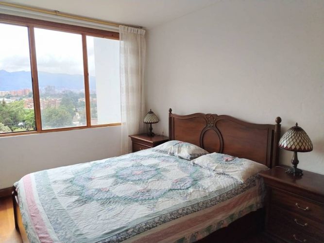 Apartamento de 4 alcobas en venta en Lindaraja, Bogotá, 127 m² · foto 7 de 21