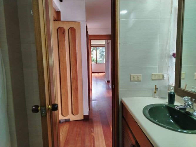 Apartamento de 4 alcobas en venta en Lindaraja, Bogotá, 127 m² · foto 9 de 21