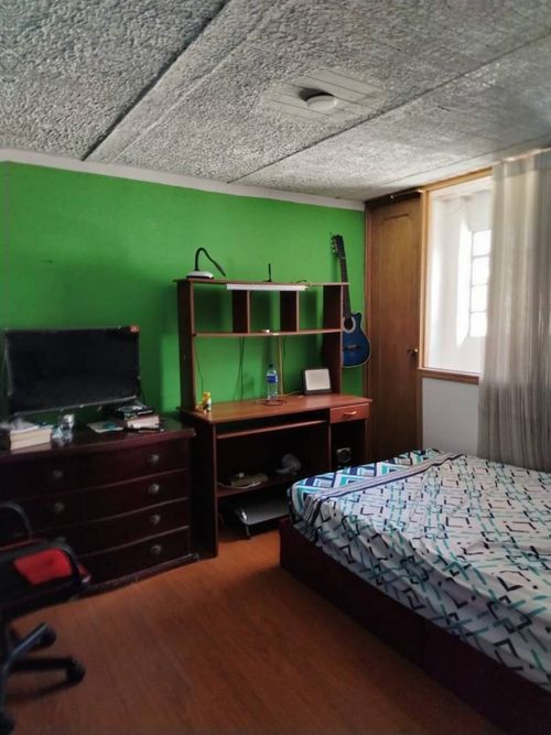 Casa de 3 alcobas en venta en Las Ferias, Bogotá, 228 m² · foto 2 de 20