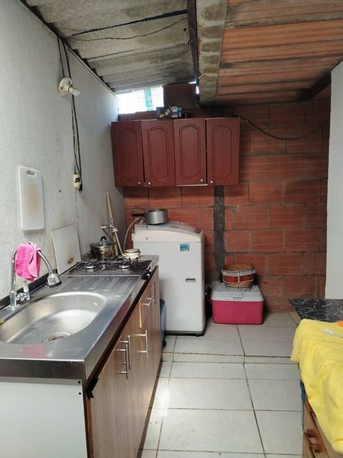 Casa de 3 alcobas en venta en Las Ferias, Bogotá, 228 m² · foto 6 de 20