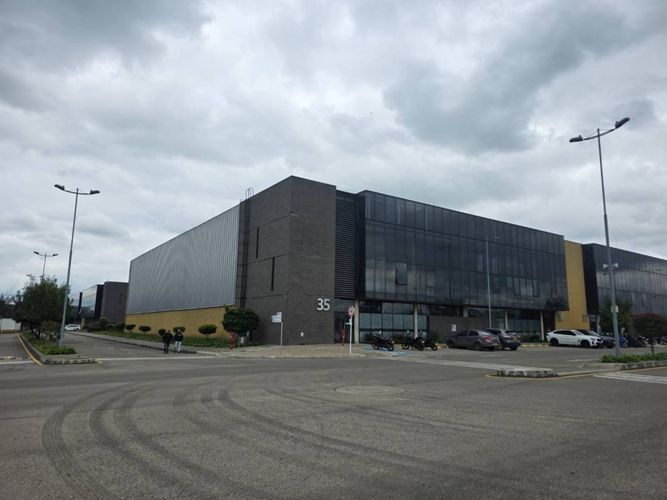 Bodega en venta en El Lucero, Mosquera, 950 m² · foto 2 de 24