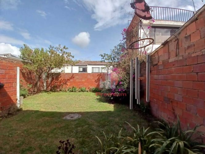 Casa de 3 alcobas en venta en Las Villas, Bogotá, 261 m² · foto 7 de 17
