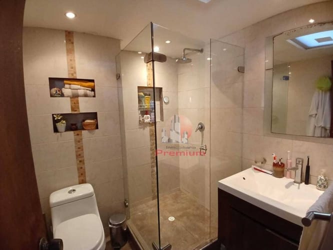 Casa de 3 alcobas en venta en Las Villas, Bogotá, 261 m² · foto 16 de 17