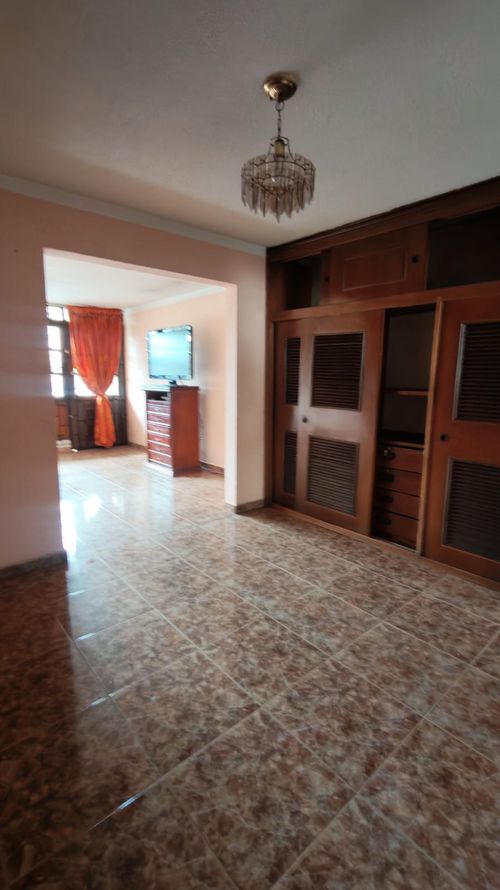 Casa de 4 alcobas en venta en Villa Mayor, Bogotá, 198 m² · foto 5 de 17
