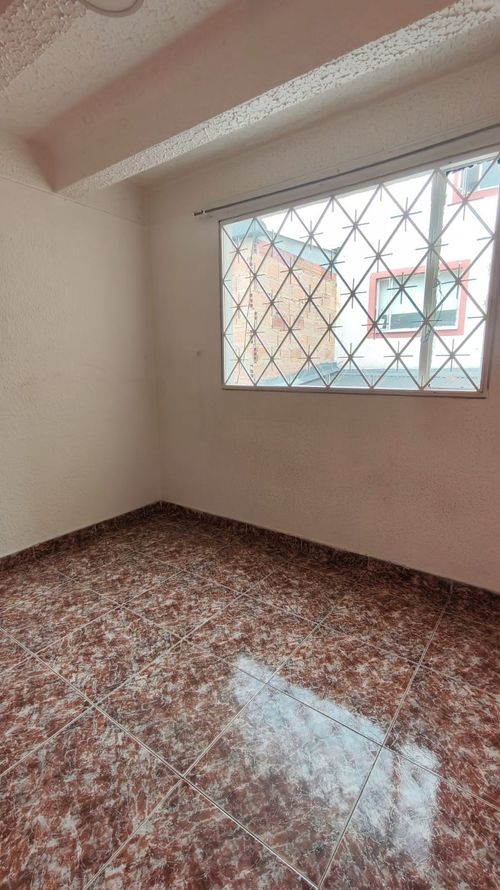 Casa de 4 alcobas en venta en Villa Mayor, Bogotá, 198 m² · foto 12 de 17