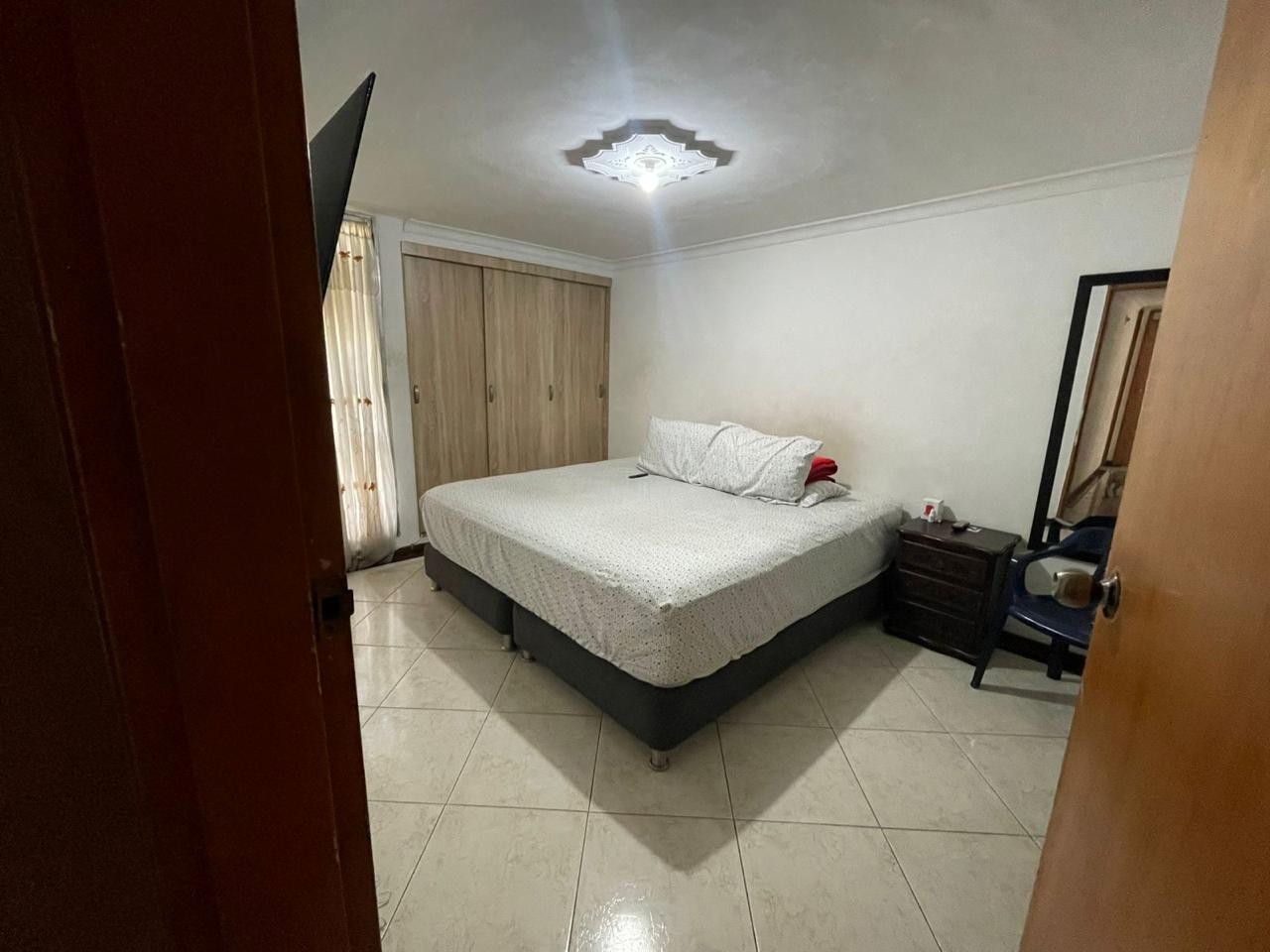 Apartamento en venta en Los Colores, Medellín · foto 4 de 19
