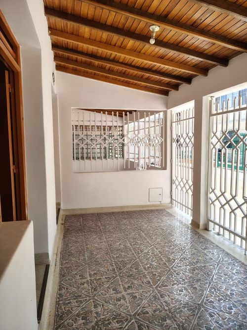 Oficina en arriendo en Latino, Cúcuta, 50 m² · foto 2 de 9