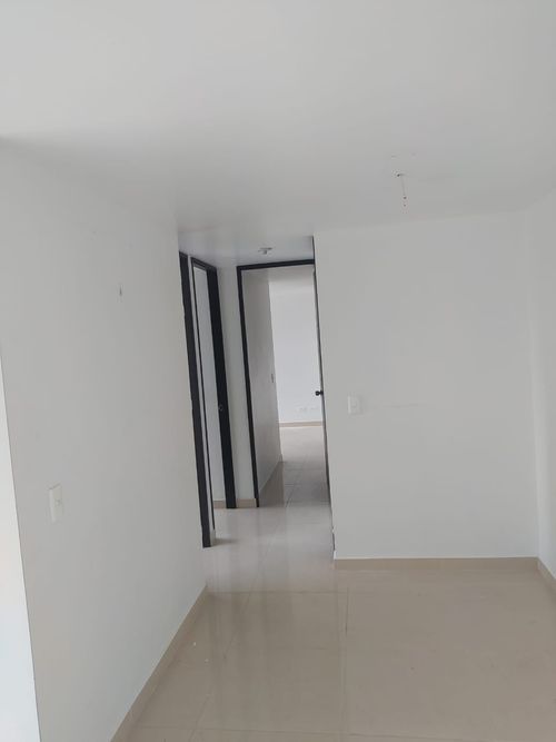 Apartamento de 3 alcobas en venta en Niquia, Bello, 70 m² · foto 15 de 18