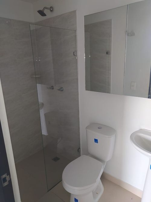 Apartamento de 3 alcobas en venta en Niquia, Bello, 70 m² · foto 10 de 18