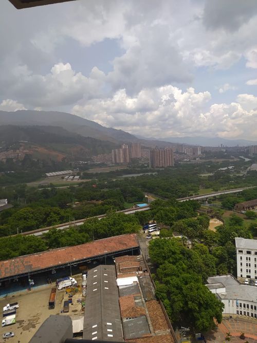 Apartamento de 3 alcobas en venta en Niquia, Bello, 70 m² · foto 8 de 18