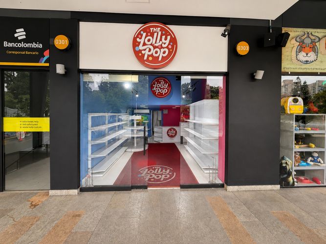 Local en arriendo en Los Colores, Medellín, 28 m² · foto 8 de 10