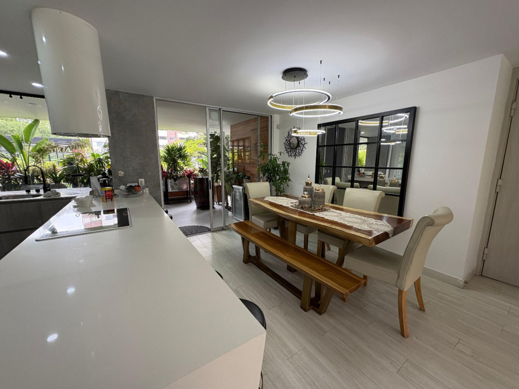 Apartamento en venta en Castropol, Medellín · foto 7 de 18