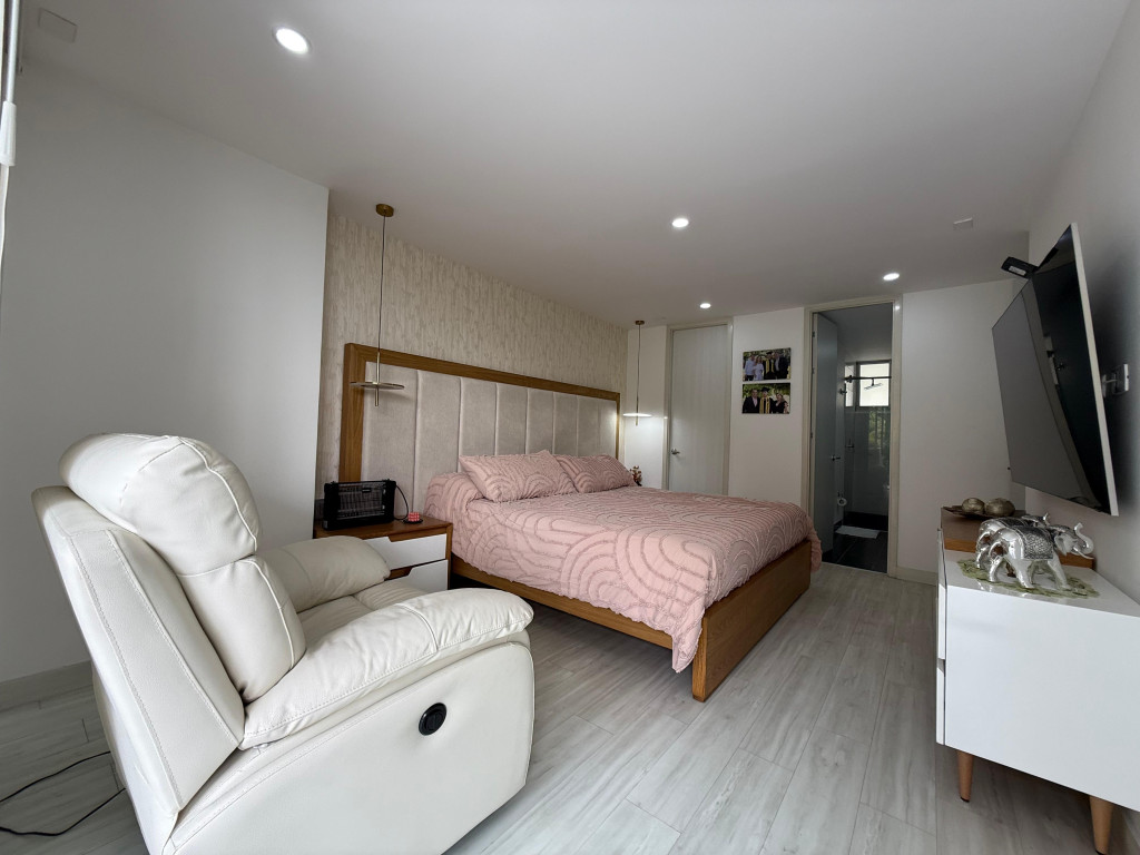 Apartamento en venta en Castropol, Medellín · foto 13 de 18