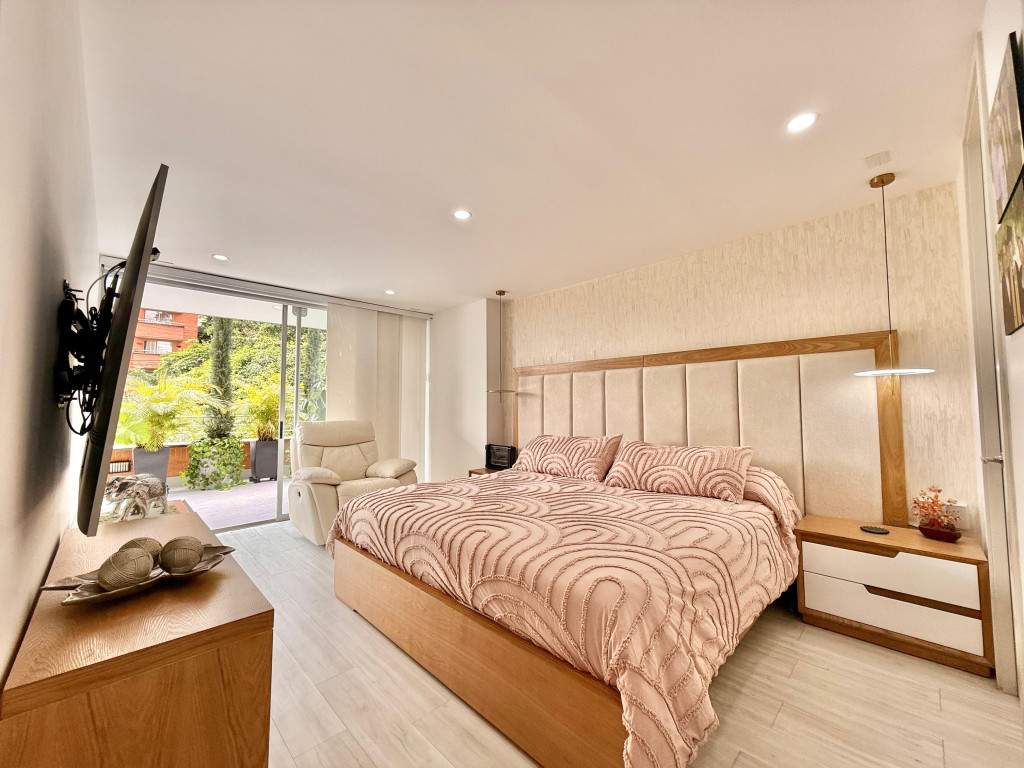 Apartamento en venta en Castropol, Medellín · foto 14 de 18