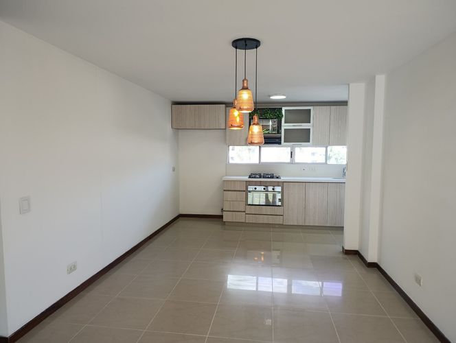 Apartamento de 3 alcobas en arriendo en Los Balsos, Medellín, 135 m² · foto 8 de 24