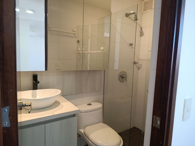 Apartamento de 3 alcobas en arriendo en Los Balsos, Medellín, 135 m² · foto 14 de 24