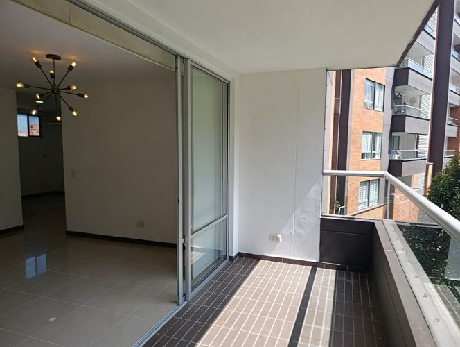 Apartamento de 3 alcobas en arriendo en Los Balsos, Medellín, 135 m² · foto 24 de 24
