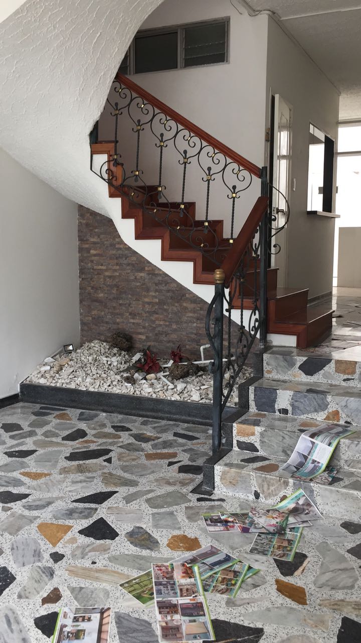 Casa en venta en Pinares, Pereira · foto 2 de 11