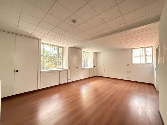 Apartamento de 3 alcobas en venta en Chico Norte, Bogotá, 230 m² · foto 16 de 22