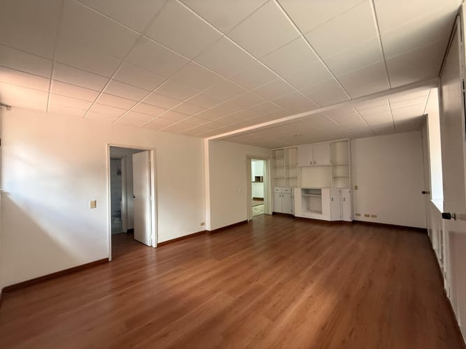 Apartamento de 3 alcobas en venta en Chico Norte, Bogotá, 230 m² · foto 17 de 22