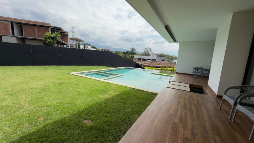 Casa de 4 alcobas en venta en Pance, Cali, 430 m² · foto 8 de 9