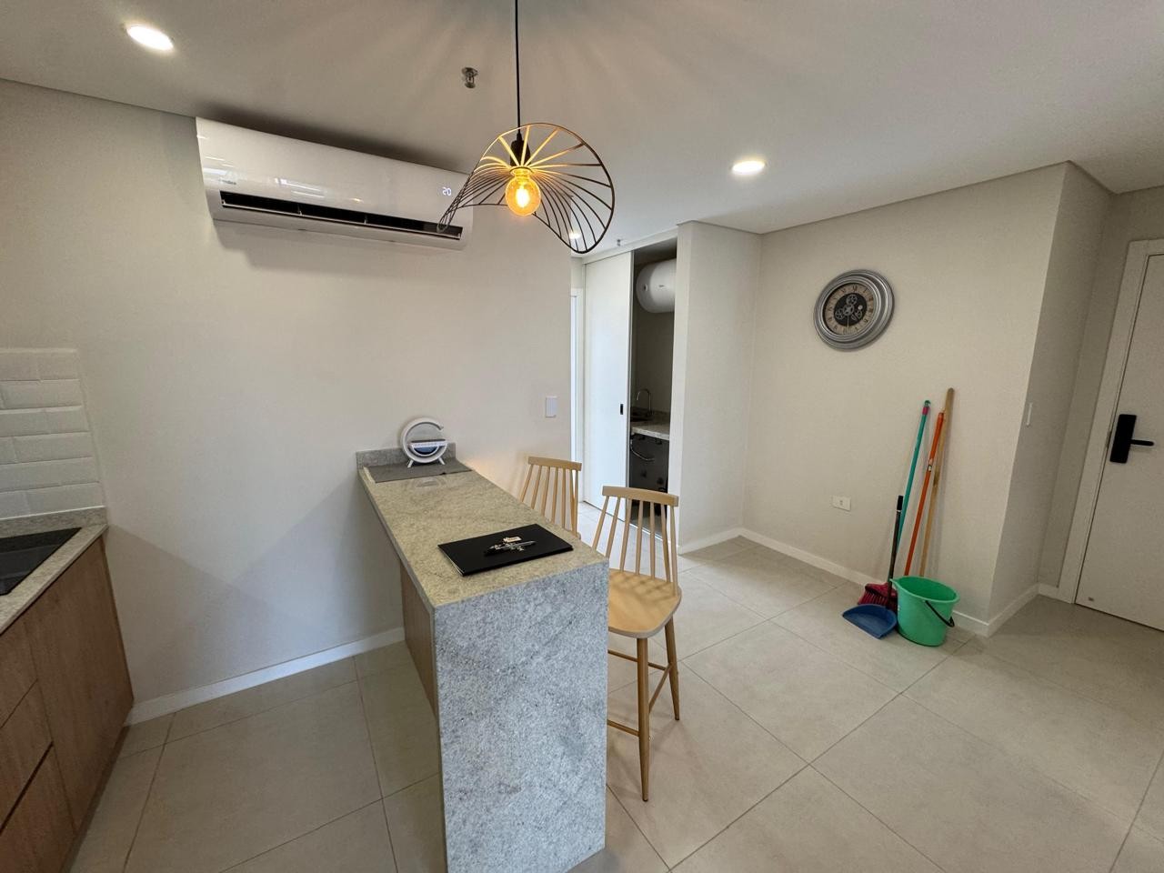 Alquilo Hermoso Departamento de 1 dormitorio Amoblado — foto 2