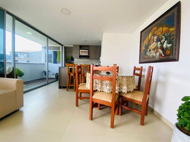 Apartamento de 3 alcobas en venta en La Ceja, 89 m² · foto 3 de 15