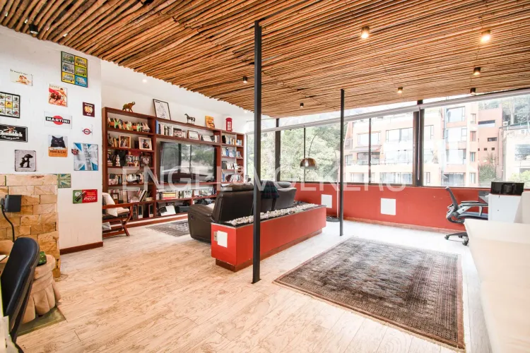 Apartamento de 3 alcobas en venta en Los Rosales, Bogotá, 250 m² · foto 16 de 18