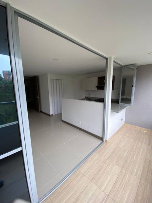 Apartamento de 3 alcobas en arriendo en Aves Maria, Sabaneta, 77 m² · foto 4 de 23