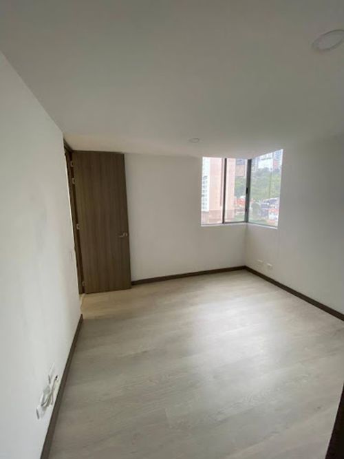 Apartamento de 3 alcobas en arriendo en Aves Maria, Sabaneta, 77 m² · foto 5 de 23