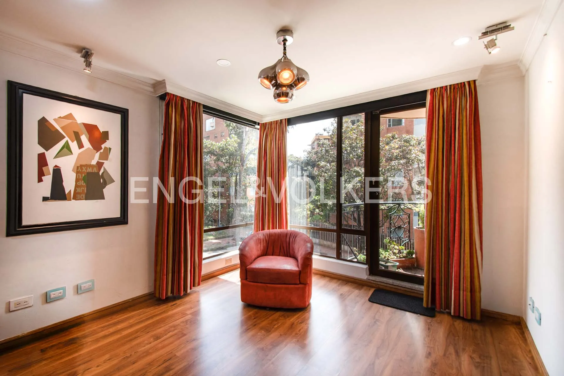 Apartamento en venta en Los Rosales, Bogotá · foto 8 de 21