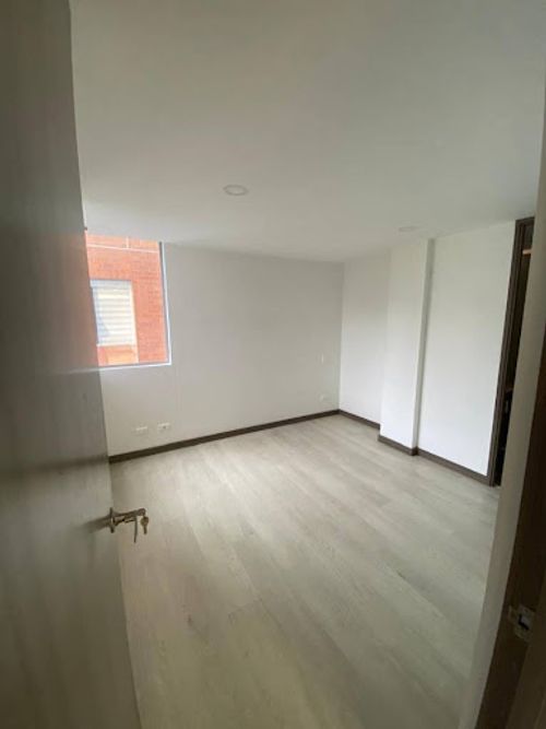 Apartamento de 3 alcobas en arriendo en Aves Maria, Sabaneta, 77 m² · foto 7 de 23