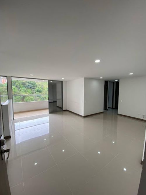 Apartamento de 3 alcobas en arriendo en Aves Maria, Sabaneta, 77 m² · foto 8 de 23