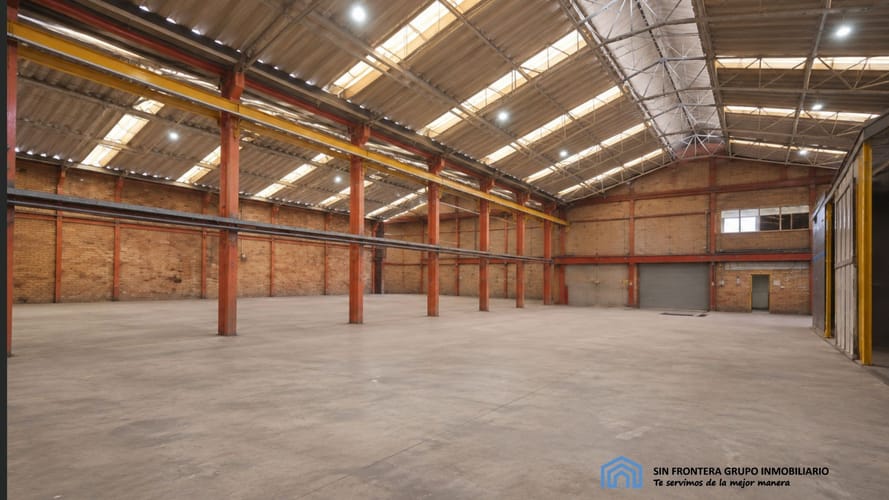 Bodega en venta en Ub El Trebol, Mosquera, 2225 m² · foto 3 de 4