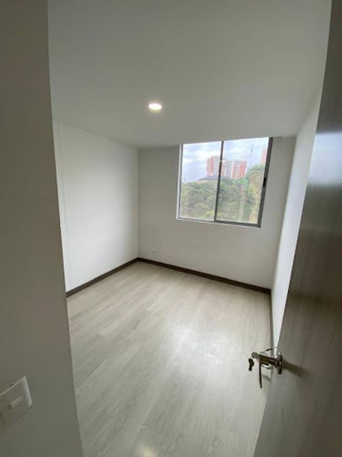 Apartamento de 3 alcobas en arriendo en Aves Maria, Sabaneta, 77 m² · foto 10 de 23