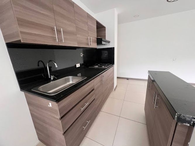 Apartamento de 2 alcobas en arriendo en Vereda Maria Auxiliadora, Sabaneta, 60 m² · foto 4 de 17