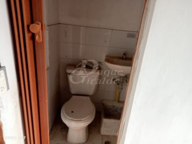 Local en arriendo en Astorga, Medellín, 12 m² · foto 5 de 8