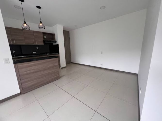 Apartamento de 2 alcobas en arriendo en Vereda Maria Auxiliadora, Sabaneta, 60 m² · foto 10 de 17