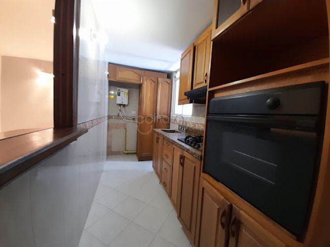 Apartamento de 3 alcobas en arriendo en San Rafael, Envigado, 85 m² · foto 2 de 14