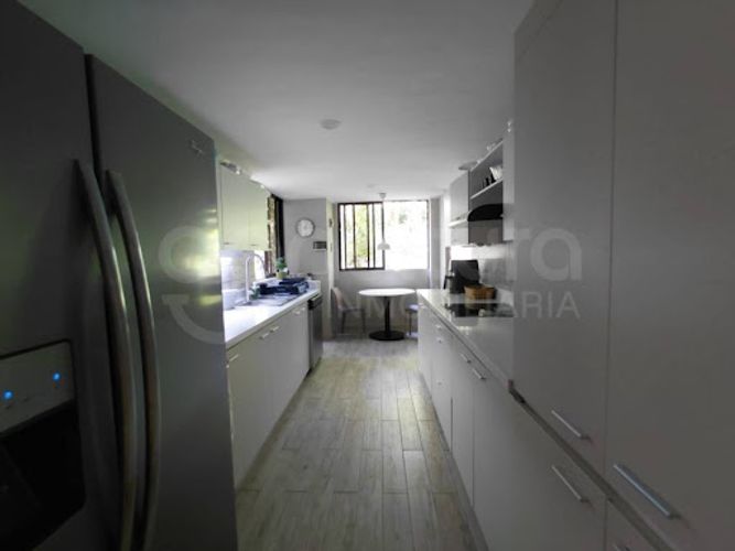 Apartamento en venta en El Pinal, Medellín · foto 4 de 24