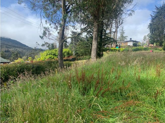 Lote en venta en Vereda El Salitre, La Calera, 1368 m² · foto 2 de 20