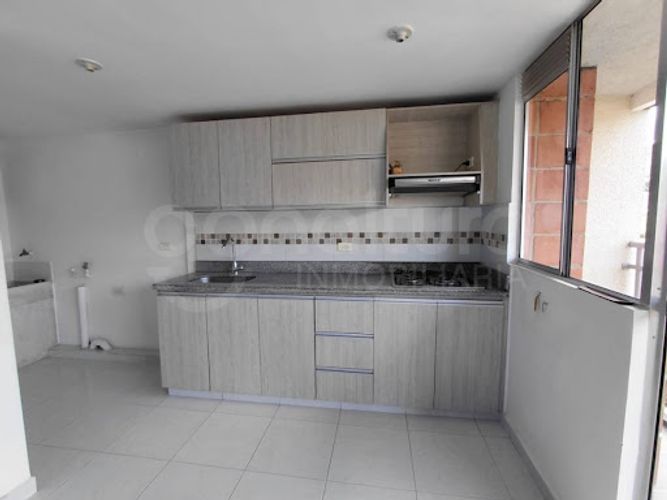 Apartamento en venta en Villa Del Parque, Itagüí · foto 3 de 17