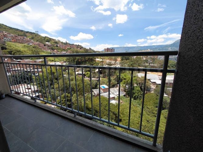 Apartamento en venta en Villa Del Parque, Itagüí · foto 7 de 17